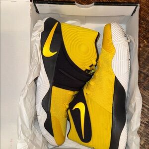 Nike Yellow and Black Athletic Sneakers